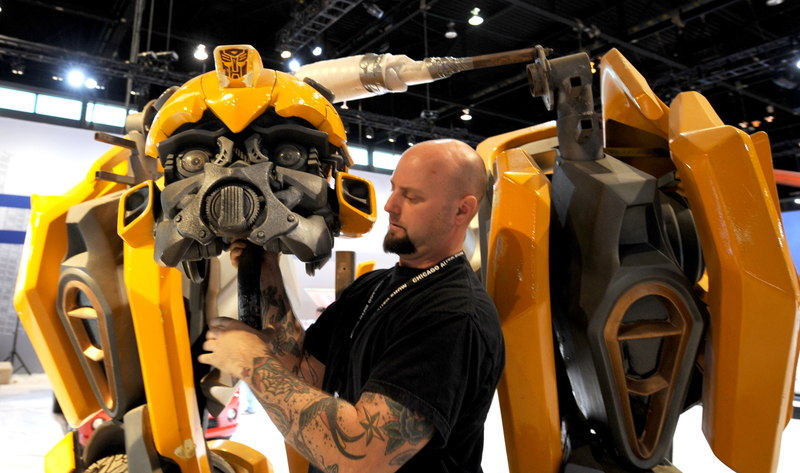 Illustration for article titled Transformers 2: Bumblebee II Camaro Gets A Close-Up
